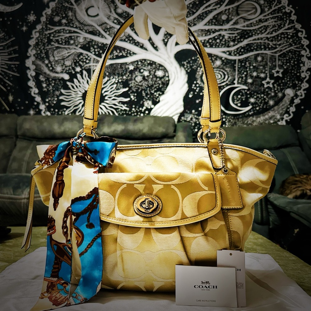 Vintage style Coach soho beige canvas and leather Shoulder Bag - Picture 10 of 13